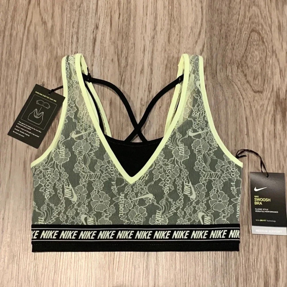 Nike Lace Training Top NWT - Picture 1 of 15